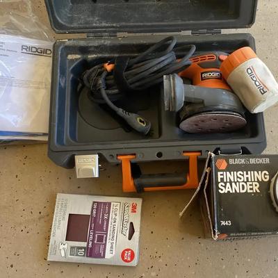 Ridgid Random Orbit Sander R2600 Power Tool with Hard Case & Finishing Sander