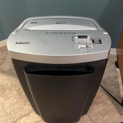 Fellowes Paper Shredder