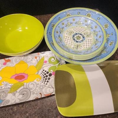 Le Cadeaux Benidorm Melamine Dinnerware pieces