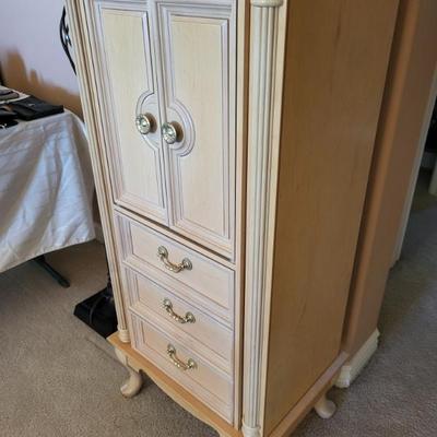 Sale Photo Thumbnail #28