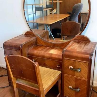 San Francisco Furniture Co. Wooden Vanity with Round Mirror and Chair