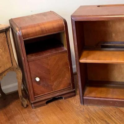 Set of 3 Wooden Nightstands / Storage Pieces