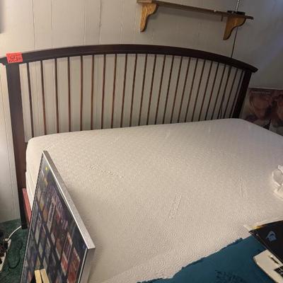 Sale Photo Thumbnail #94: king tempur-pedic