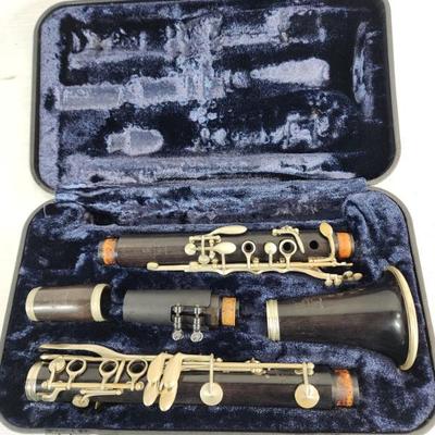 Sale Photo Thumbnail #132: clarinet