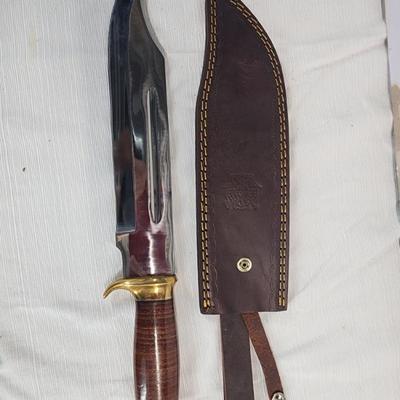 Sale Photo Thumbnail #8: Bowie knife