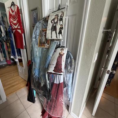 Sale Photo Thumbnail #91