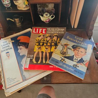 Antique/vintage mags