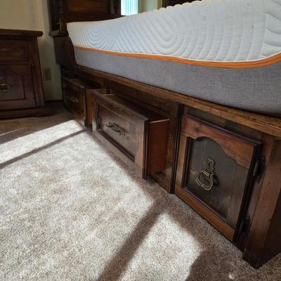 Sale Photo Thumbnail #142