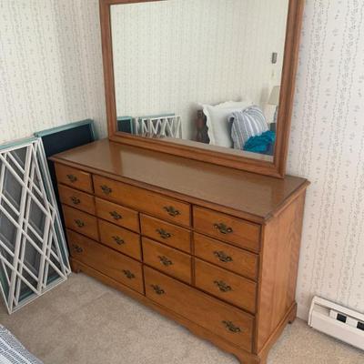 Sale Photo Thumbnail #155