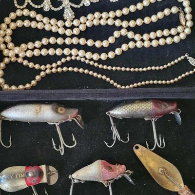 Sale Photo Thumbnail #255: Vintage Lures