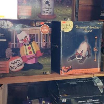 Sale Photo Thumbnail #219: Yard Inflatables