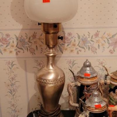 Sale Photo Thumbnail #48: Lamp