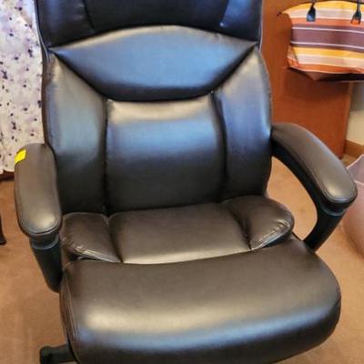 Sale Photo Thumbnail #70: Nice Computer Chair