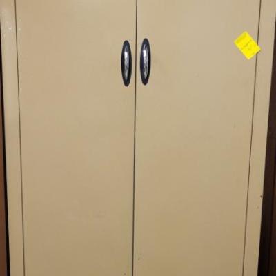 Sale Photo Thumbnail #132: Metal Storage