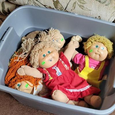 Sale Photo Thumbnail #104: Cabbage Patch Dolls