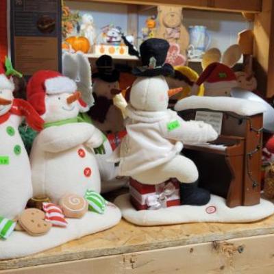 Sale Photo Thumbnail #169: Hallmark Jingle Pals
