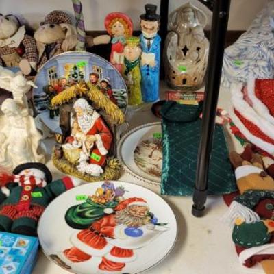 Sale Photo Thumbnail #94: Decor