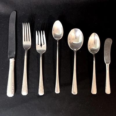 International Sterling Silver: Courtship Pattern