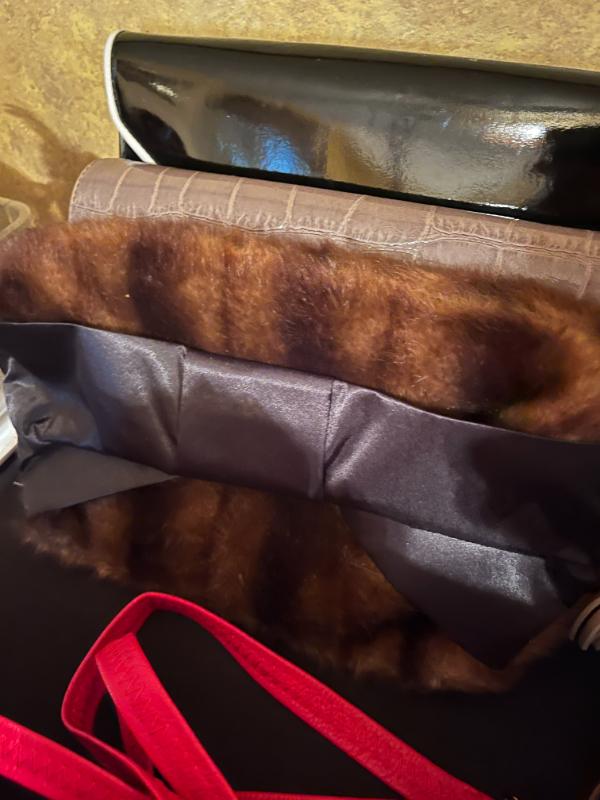 Sale Photo Thumbnail #140
