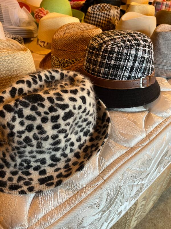 Sale Photo Thumbnail #176