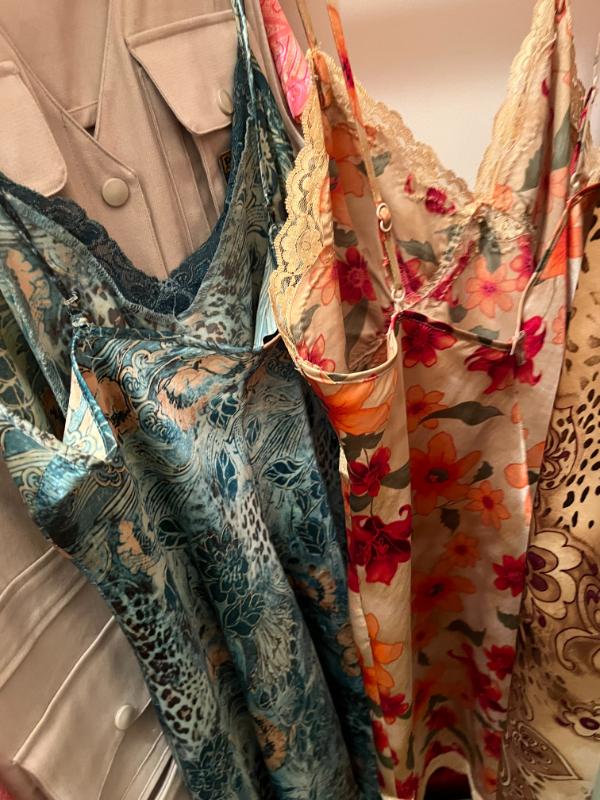 Sale Photo Thumbnail #171