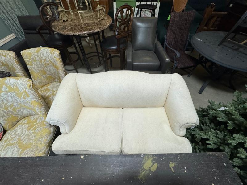 Sale Photo Thumbnail #32