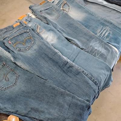 Sale Photo Thumbnail #37