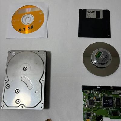 Computer Data Storage Devices And Components 