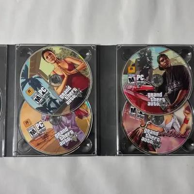 Grand Theft Auto V (PC, DVD-ROM) – Rockstar Games