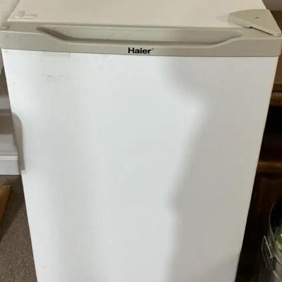 Haier Mini Fridge 