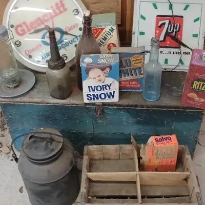 Vintage Bottles, Containers & Clocks – Ivory Snow, Pepsi & More