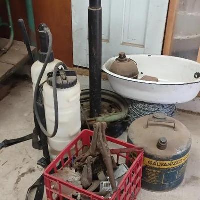 Miscellaneous Garage Lot – Sprayer, Tools, Hardware & More