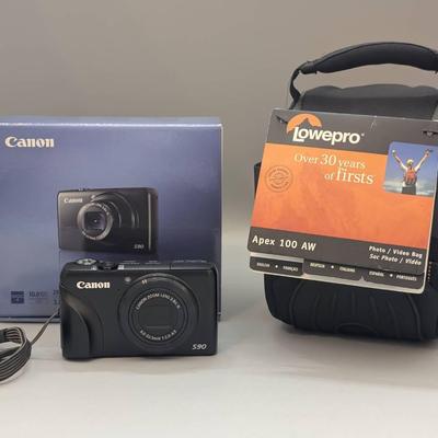 Canon PowerShot S90 and Lowepro Case