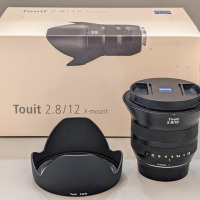 Zeiss Touit 2.8/12 X-Mount Lens