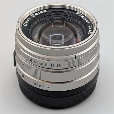 Carl Zeiss Planar 2/45 T* Lens