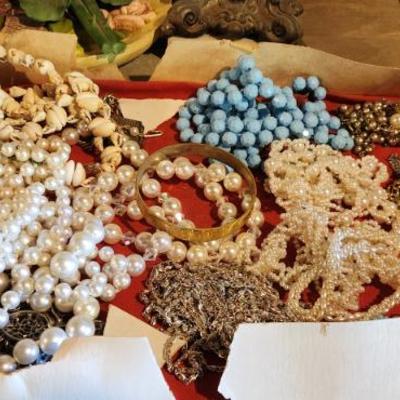 Vintage Costume Jewelry 