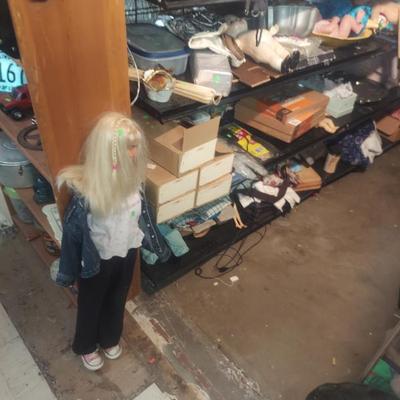 Sale Photo Thumbnail #233