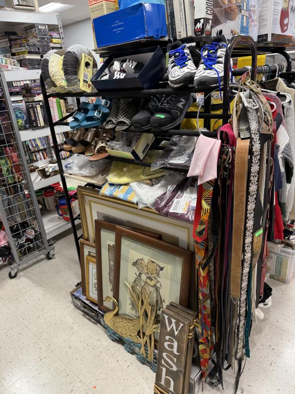 Sale Photo Thumbnail #26