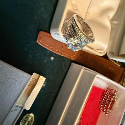 Sale Photo Thumbnail #285