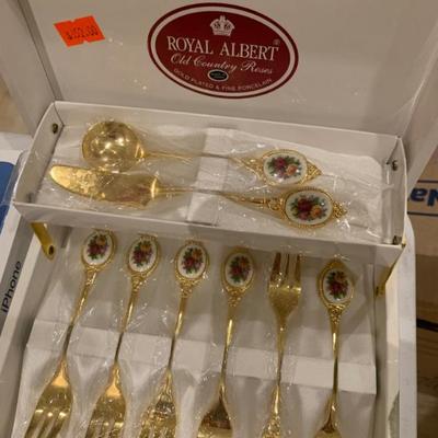 Royal Albert Gold Silverware