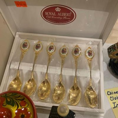 Royal Albert Gold Silverware
