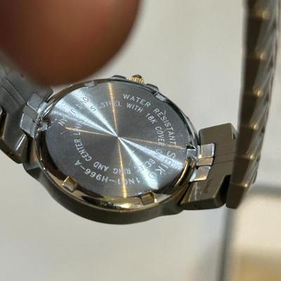 Sale Photo Thumbnail #381