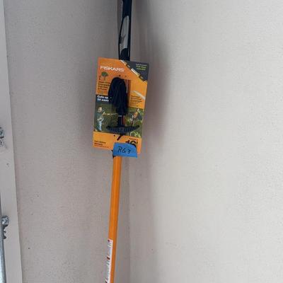 Foskars Chain Drive Extendable Pole Saw And Pruner New