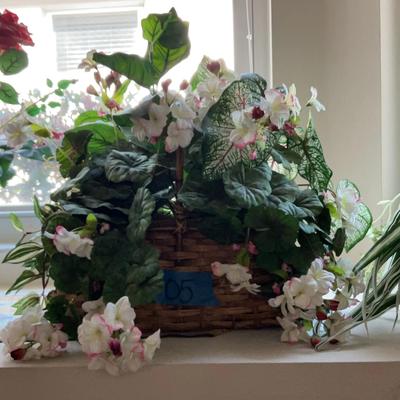 Artificial flowers 16 x 12 x 16
