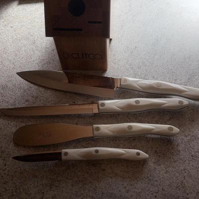 Four Cutco Knives With Block