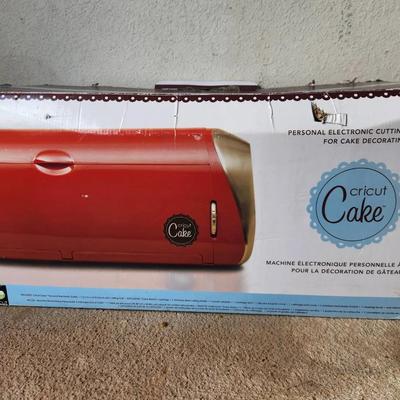 Cricut Cake