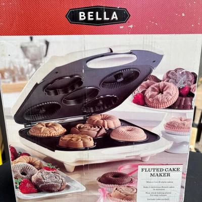 Fluted Cake Maker