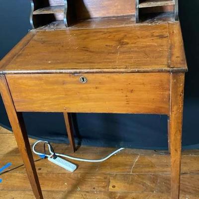 Flip Top Hall Desk 