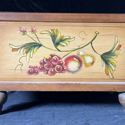 Painted Grape Vine Crate
