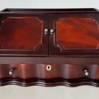 Bombay Desktop Storage Box